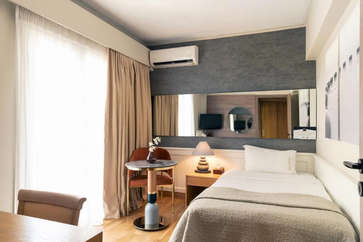 Image 1 of Coral Hotel Athens