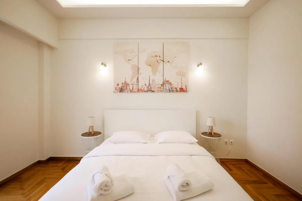 Image 1 of Cozy 3 Bedroom Retreat next to Kolonaki – Greecing