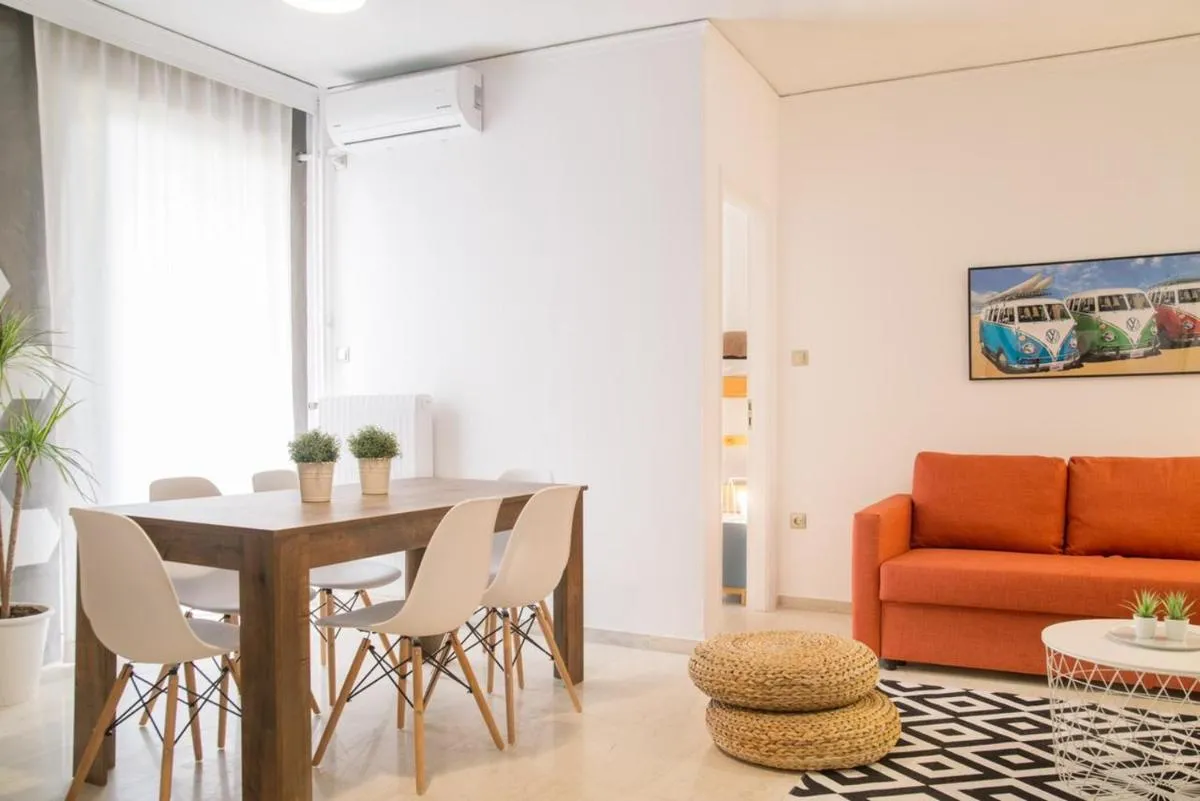 Image 3 of Cozy Apartment in Central Athens – Sleeps 5