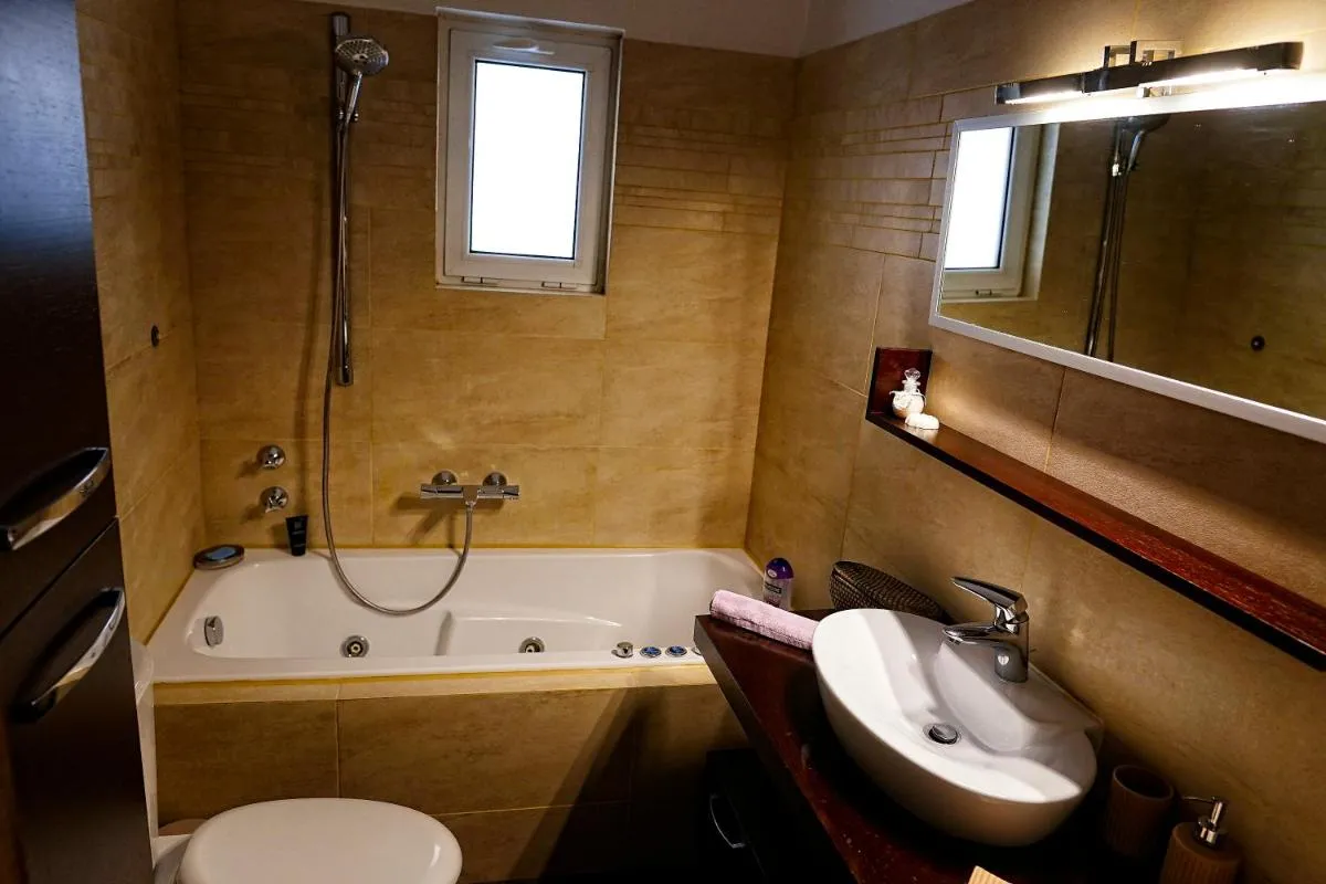 Image 2 of Cozy Urban Apartment at Agios Dimitrios
