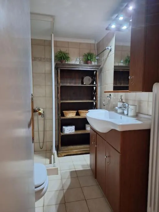 Image 3 of Cozy apartment next to metro station