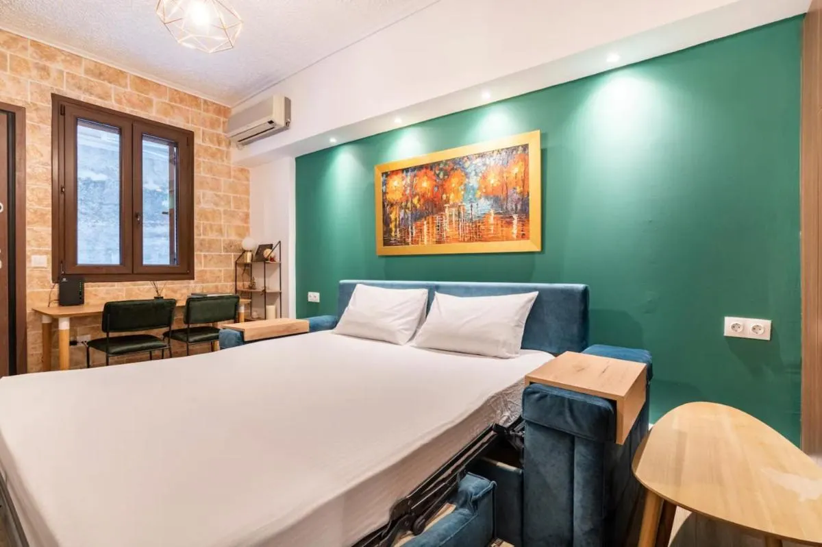 Image 1 of Cute tiny apartment in the heart of Flisvos