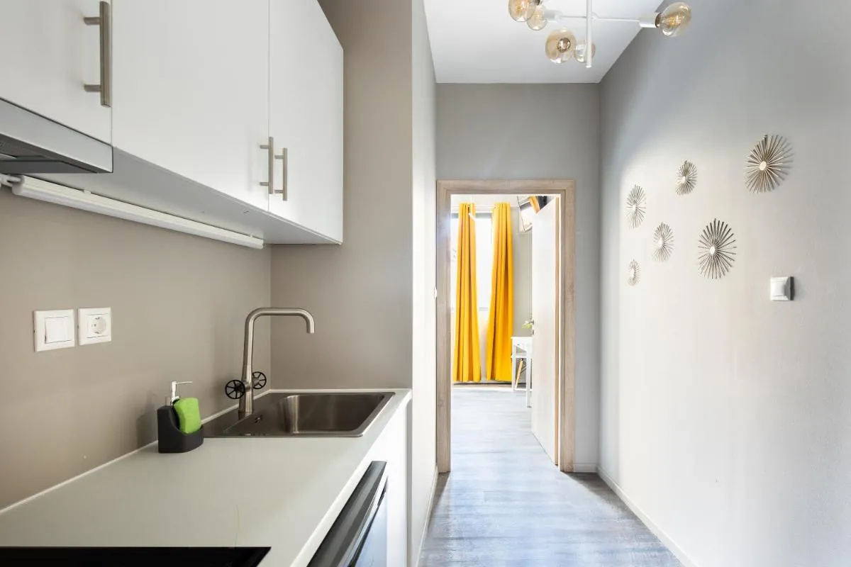 Image 2 of Designed 2 Room Apartment – 15′ walk to Acropolis