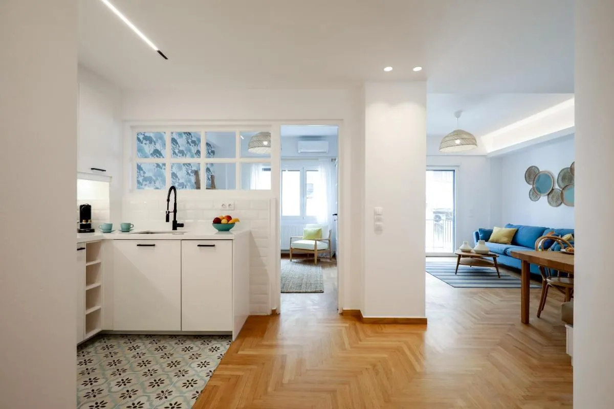Image 2 of Diamond Athenian 2BD Apartment – Greecing