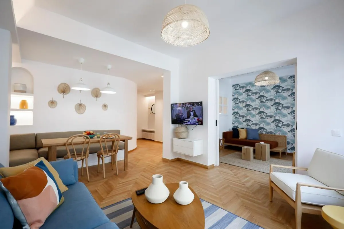 Image 4 of Diamond Athenian 2BD Apartment – Greecing