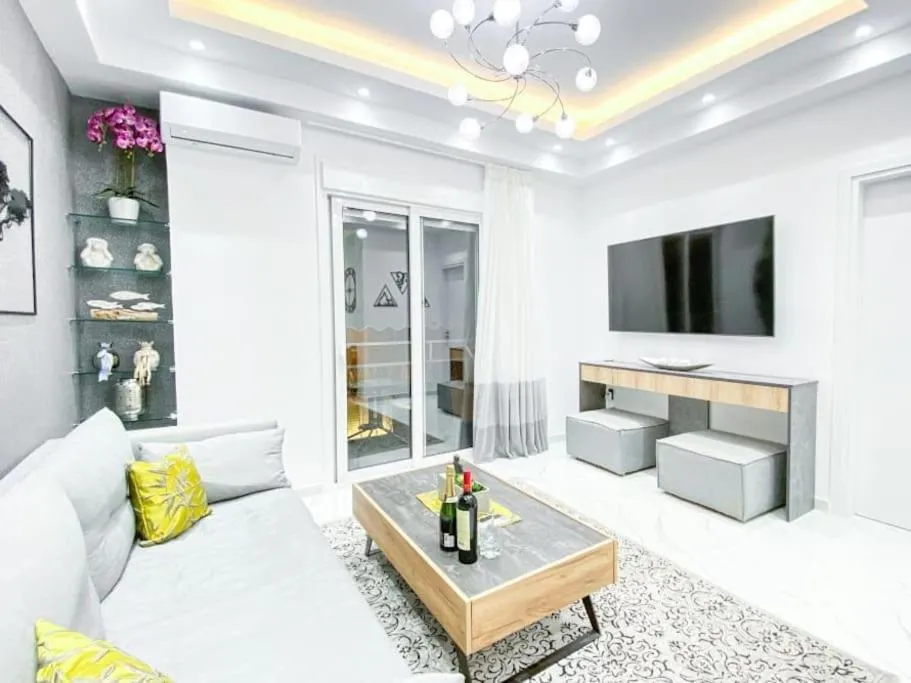 Image 4 of Diamond In Kolonaki central Athens