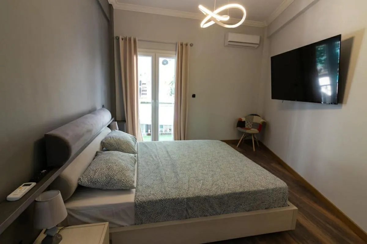 Image 4 of Double Romantic Suite