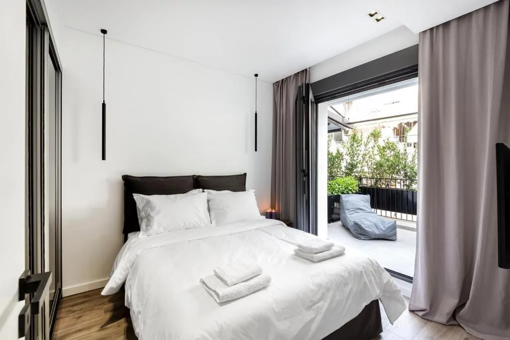 Image 3 of Downtown Boutique Apartments