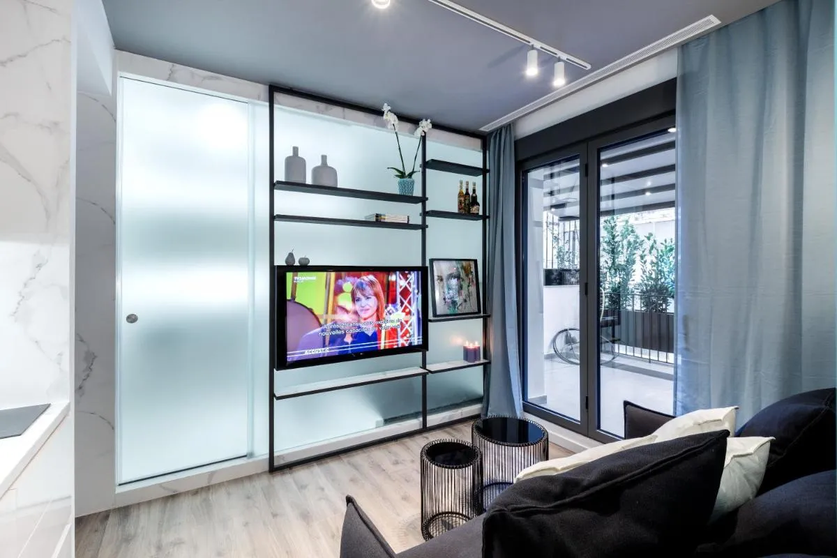 Image 5 of Downtown Boutique Apartments