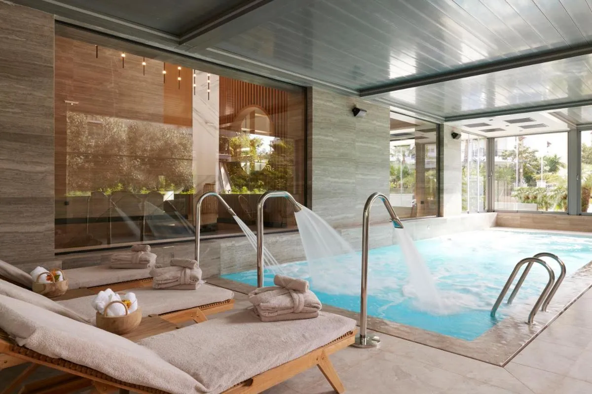 Image 3 of Dusit Suites Athens