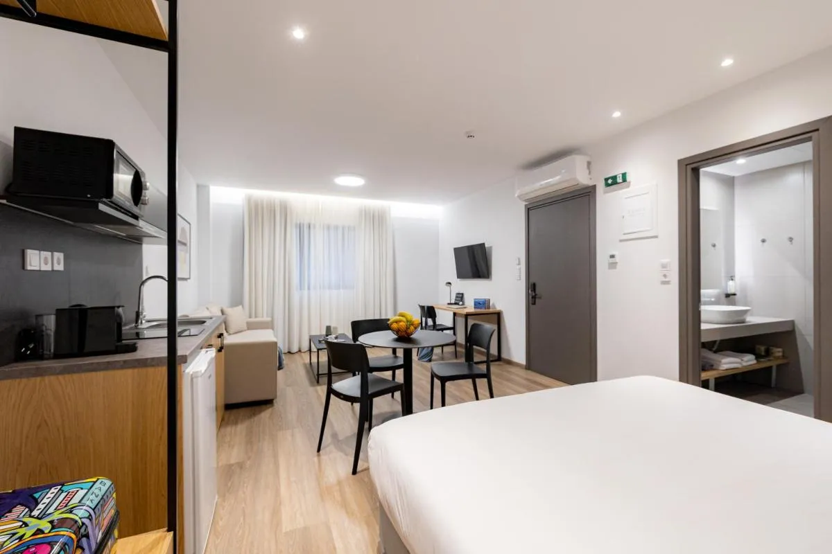 Image 4 of Earos Urban Living