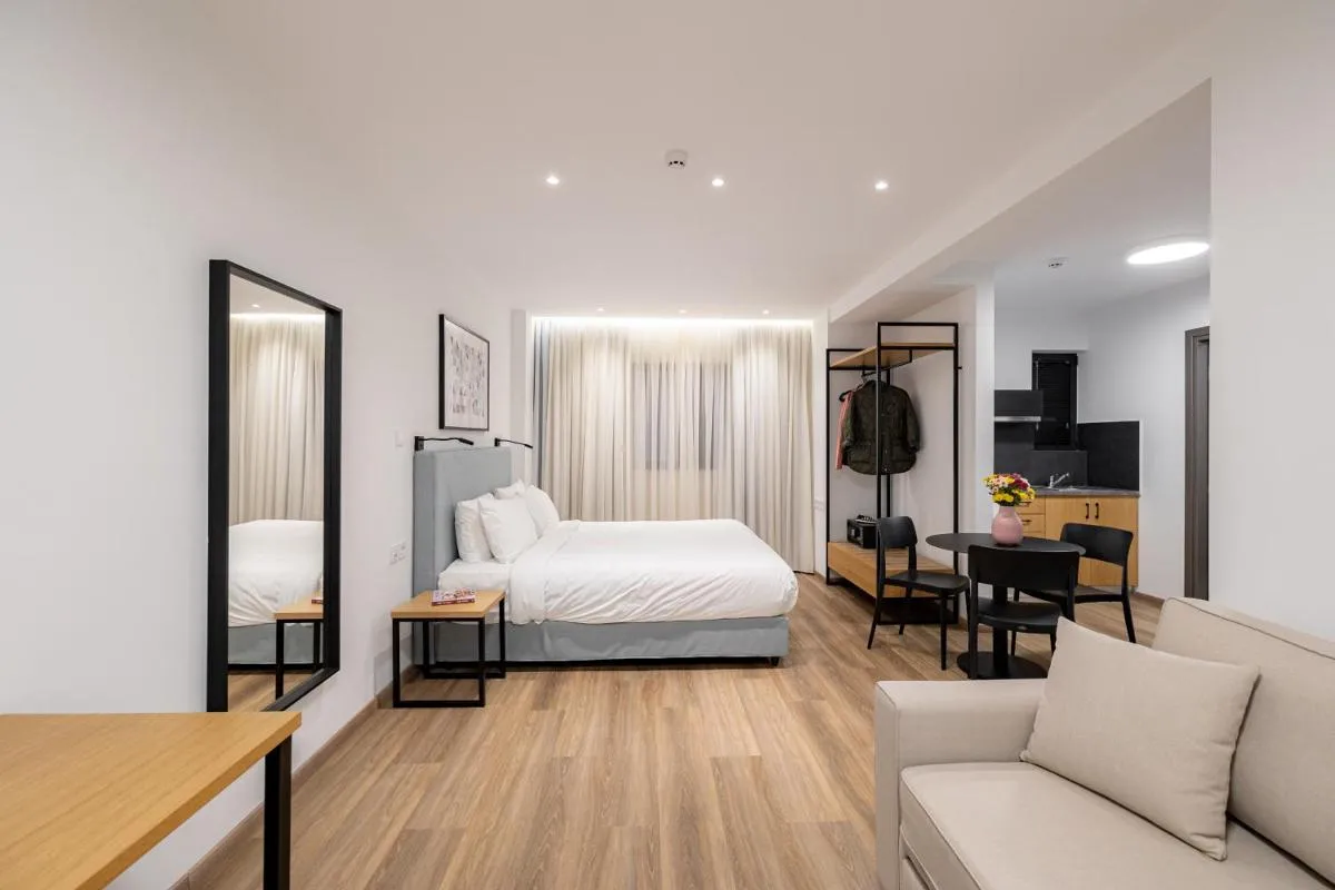 Image 5 of Earos Urban Living