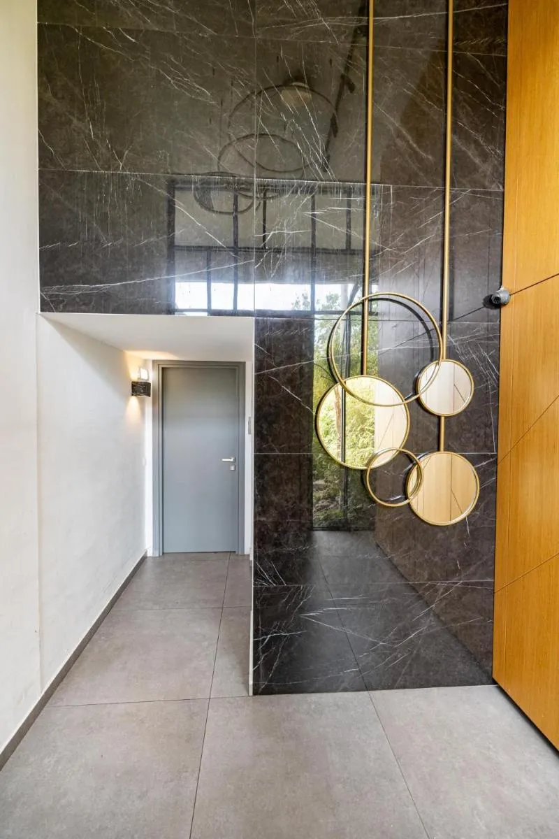 Image 3 of Earth Boutique Apartments
