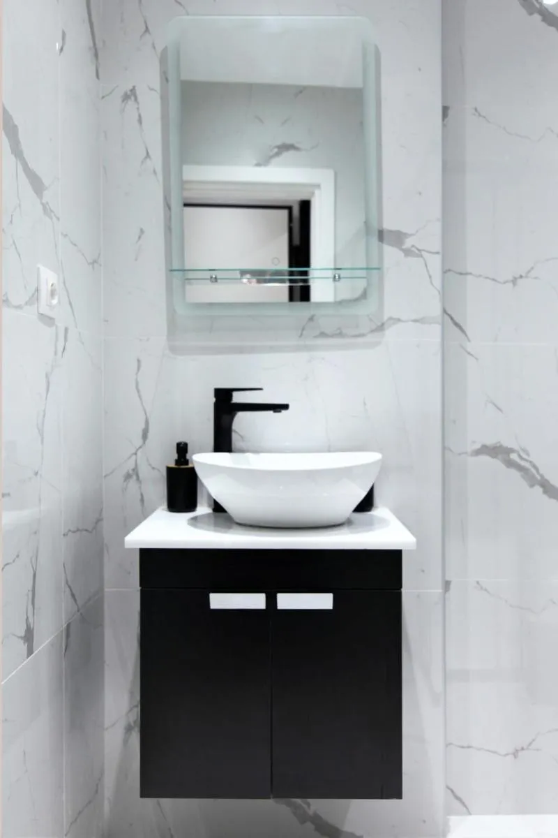 Image 3 of Elegant Dwelling