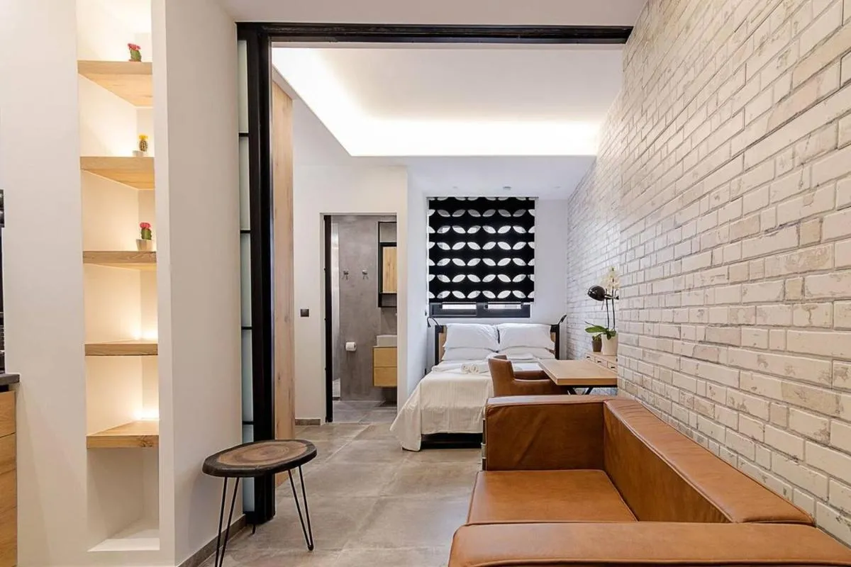 Image 1 of Emilie in Athens – Central design awarded flat Syntagma E3