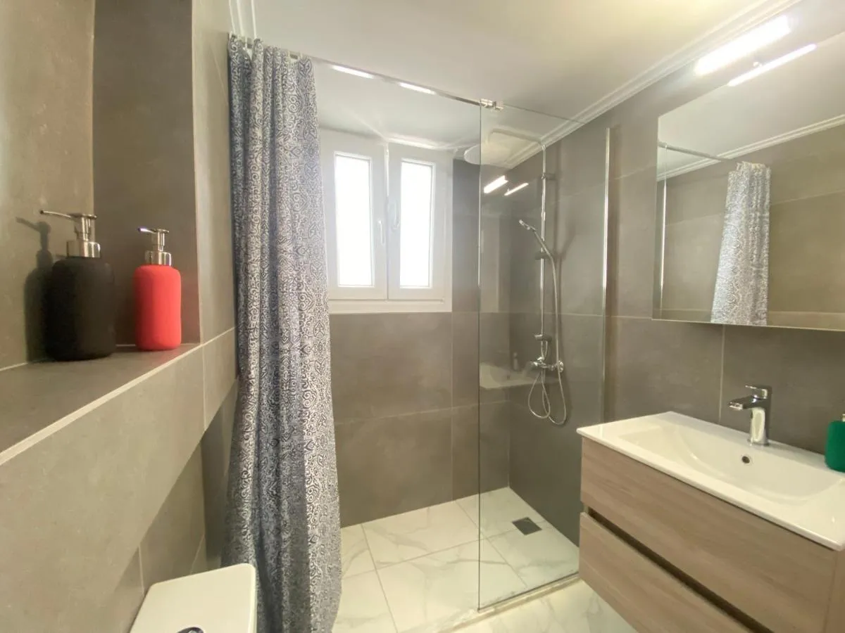 Image 2 of Faliro comfort apartment 10 mins walking to the beach