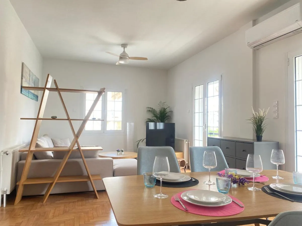 Image 3 of Faliro comfort apartment 10 mins walking to the beach