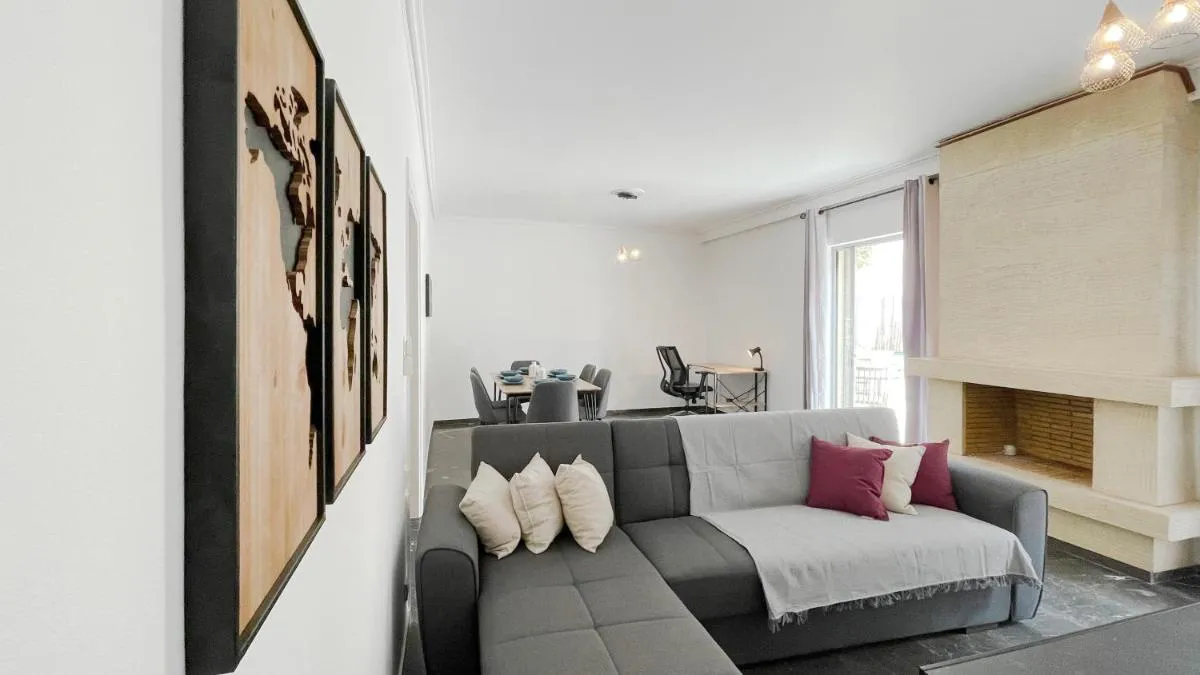 Image of Filis Sunny 80sqm apt in Viktoria