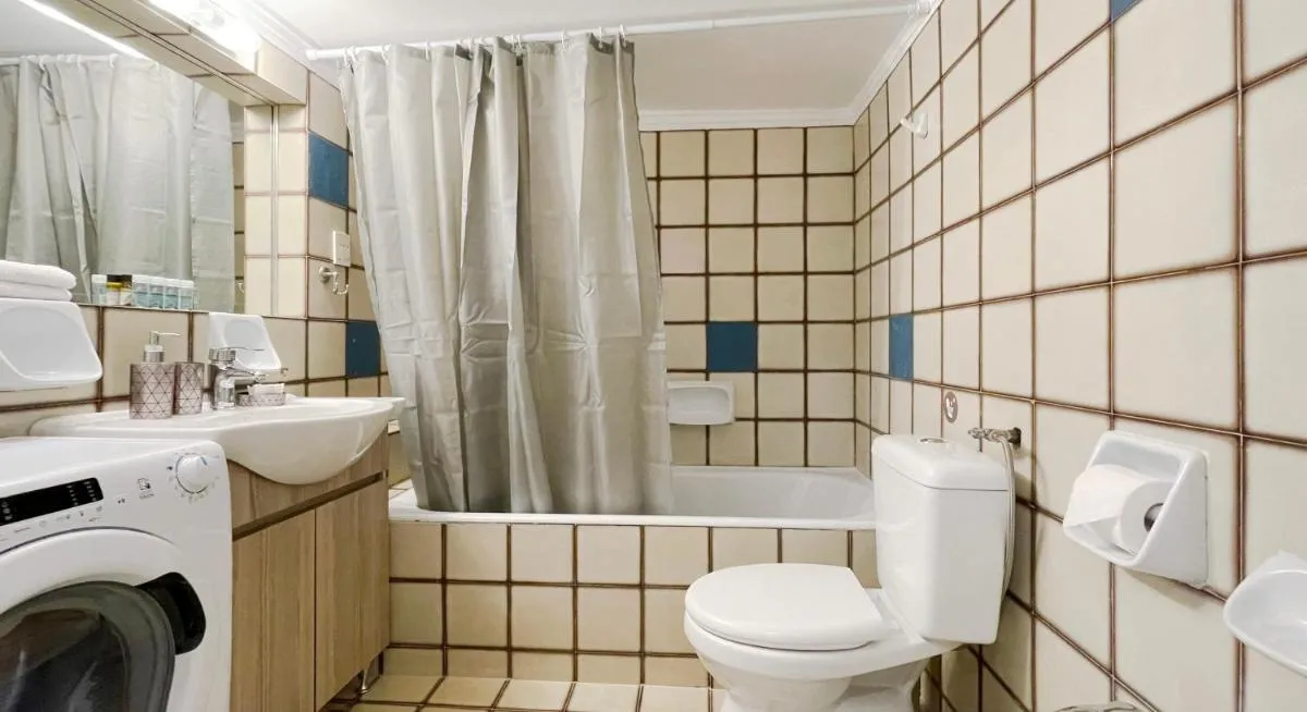 Image 2 of Filis Sunny 80sqm apt in Viktoria