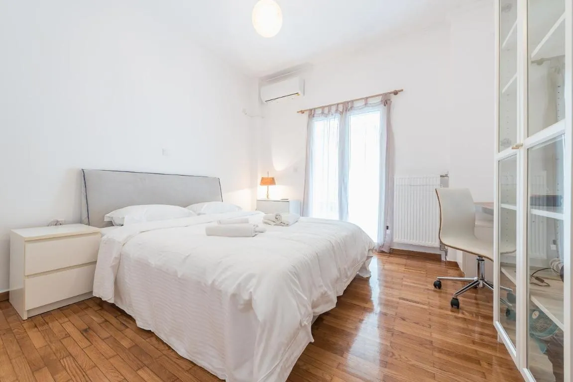 Image of Fresh and Clean apt for 6 in Koukaki