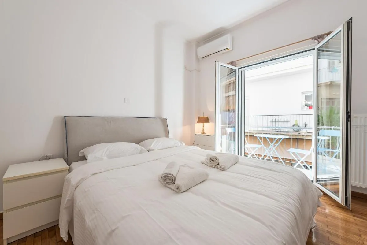 Image 1 of Fresh and Clean apt for 6 in Koukaki