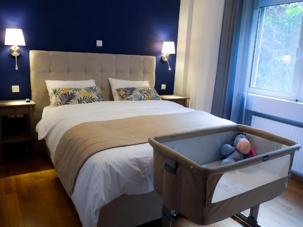 Image of Garden Apartment next to the Mall -Private Parking