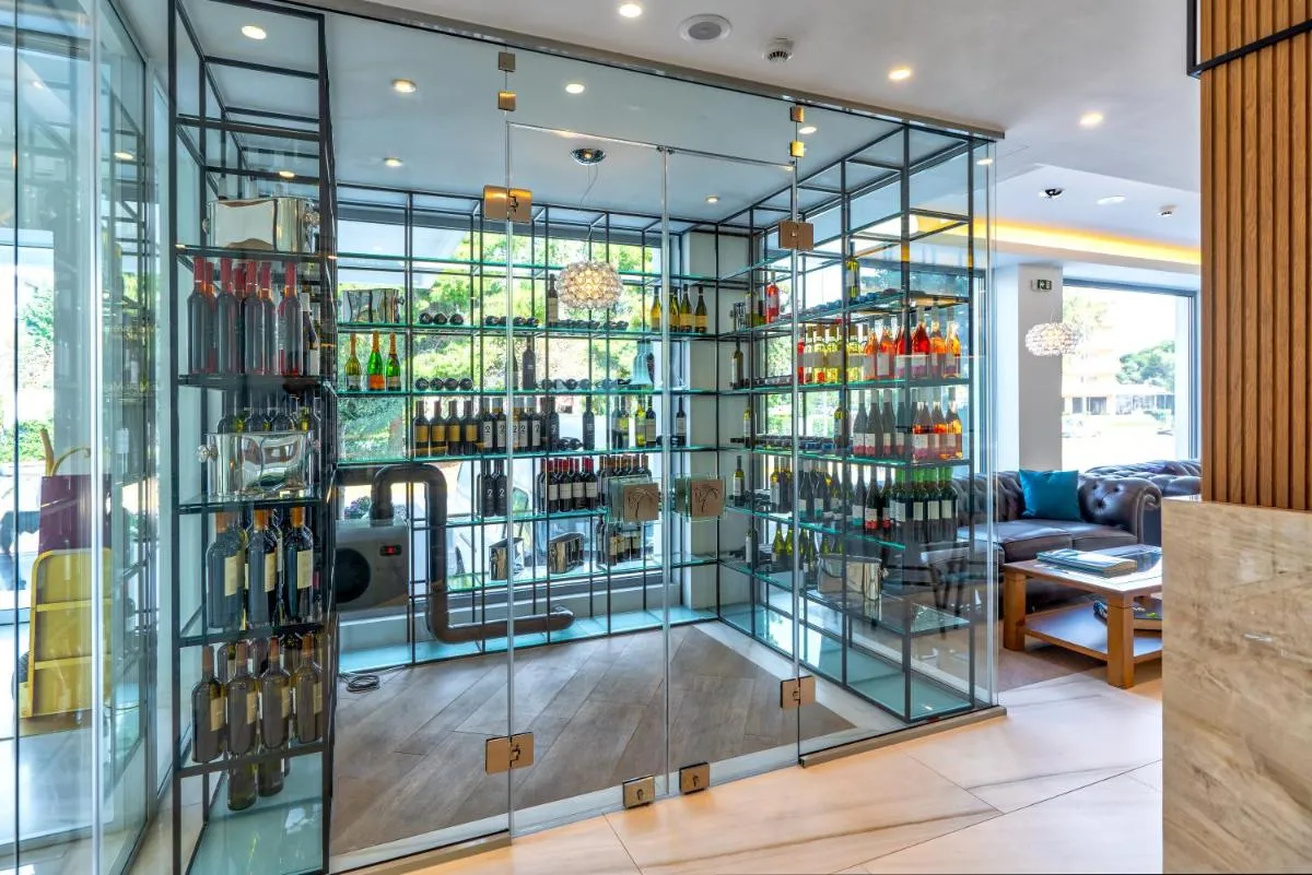 Image 5 of Glyfada Riviera Hotel