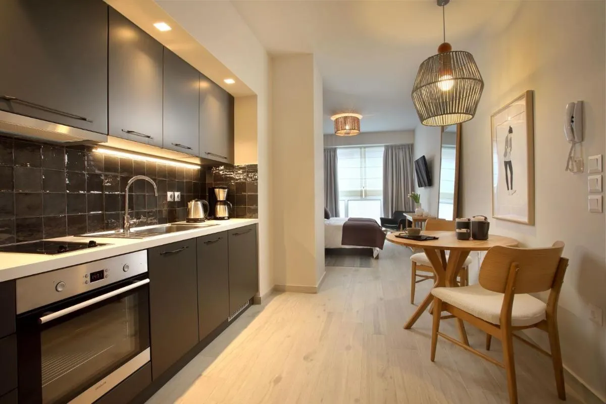 Image 2 of Happiness Luxury Central Apartment