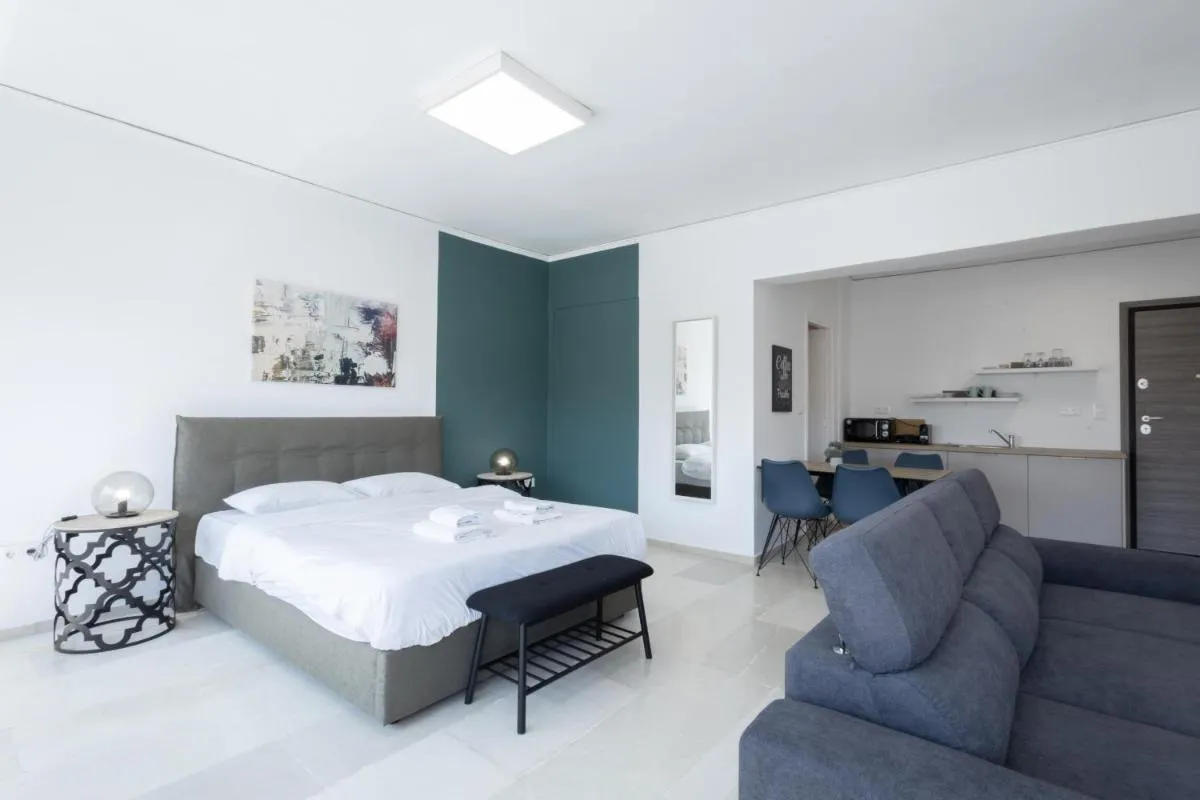 Image 1 of Hip And Fun Apt B