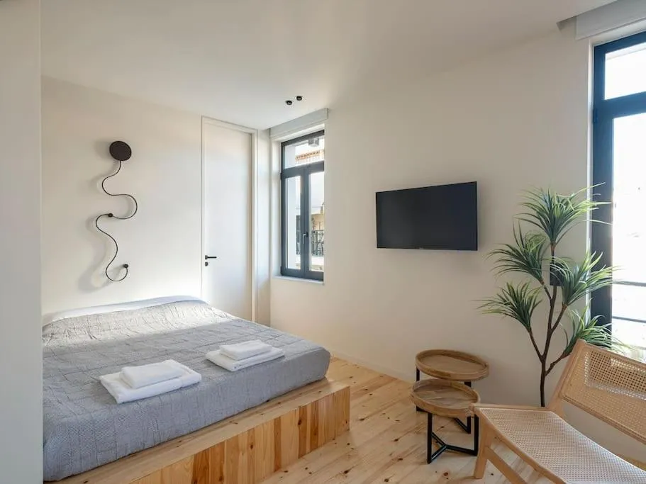 Image 6 of Hoppersgr- Amazing apt in the heart of Athens – 3