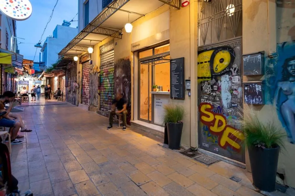 Image 4 of Hoppersgr- Amazing apt in the heart of Athens – 4