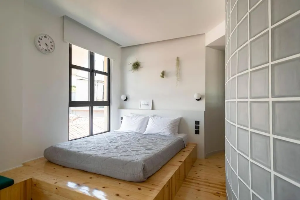 Image 5 of Hoppersgr- Amazing apt in the heart of Athens – 4