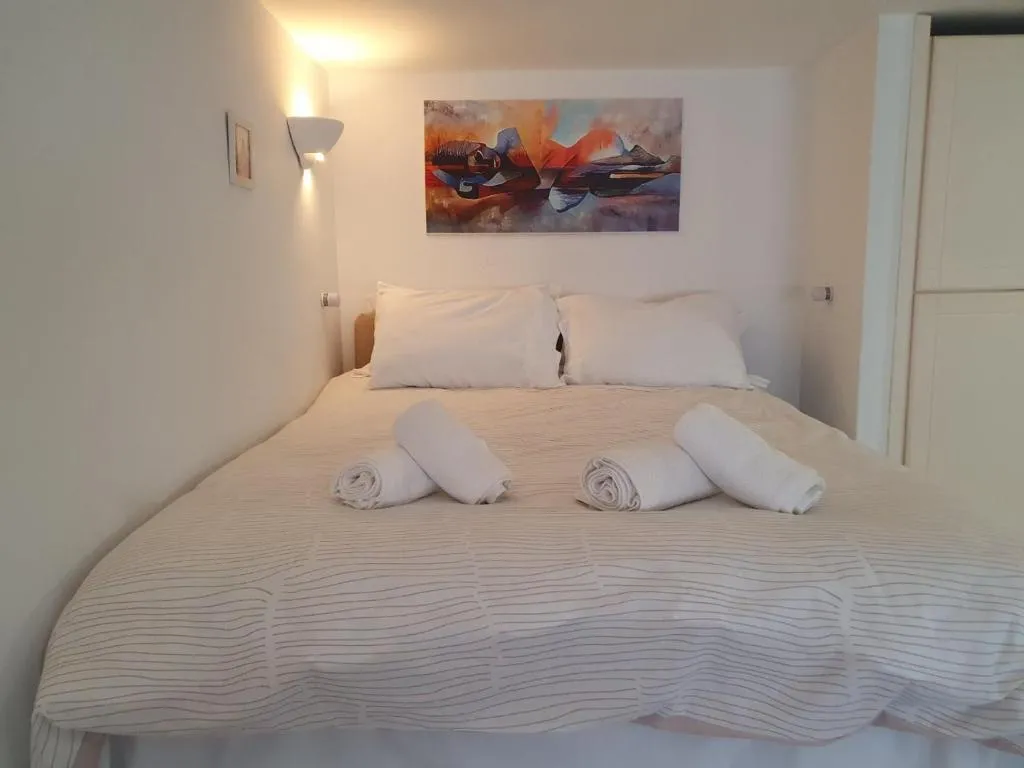 Image of Ina’s Cosy Studio 55m2, Koukaki, Acropolis 7′