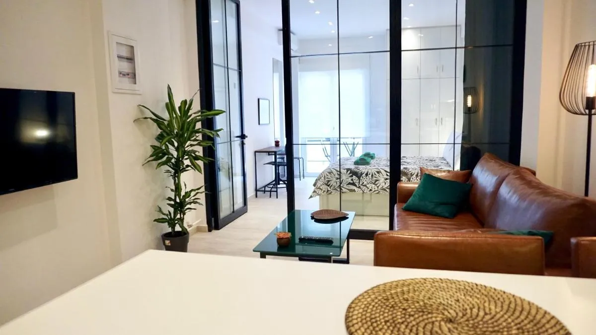 Image 4 of Industrial Style Studio in Athens