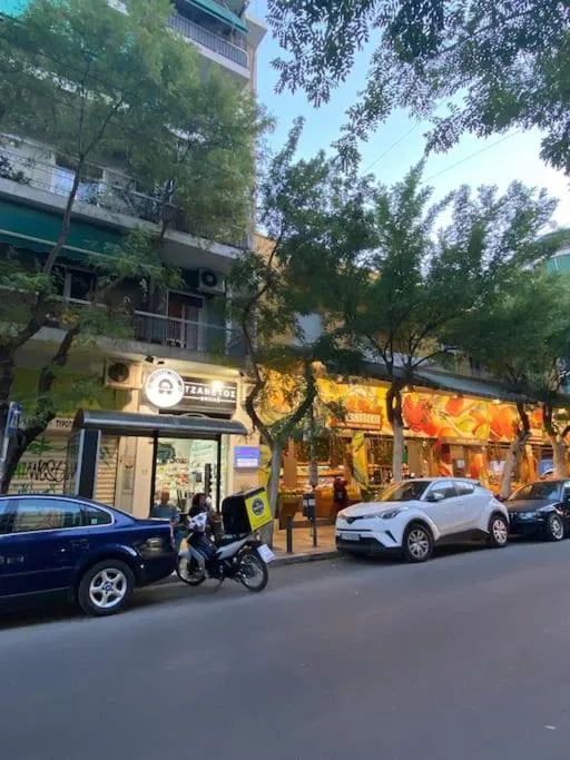 Image 4 of Iris Apartment