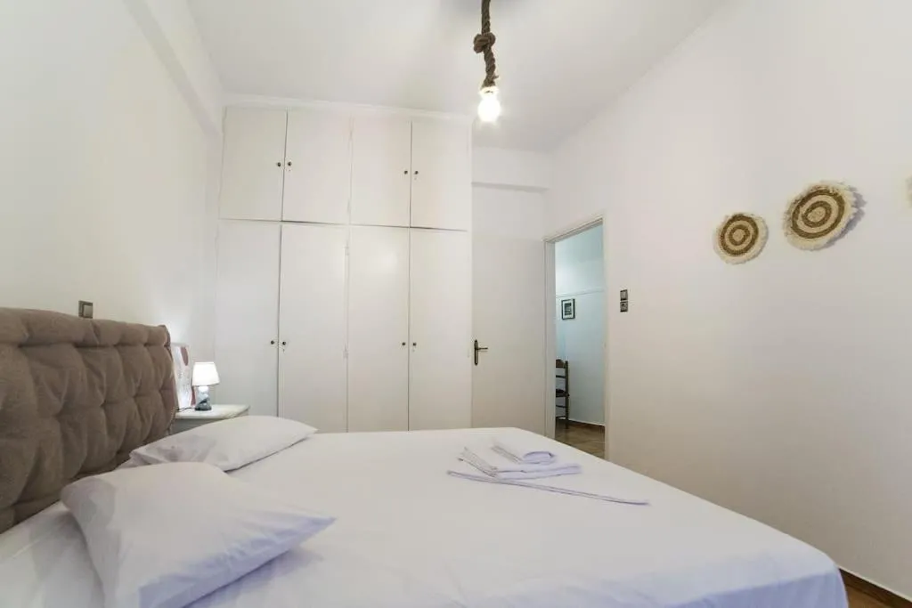 Image 5 of Iris Apartment