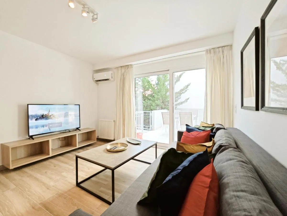 Image 4 of Kalipsous Apartments by Verde Apartments