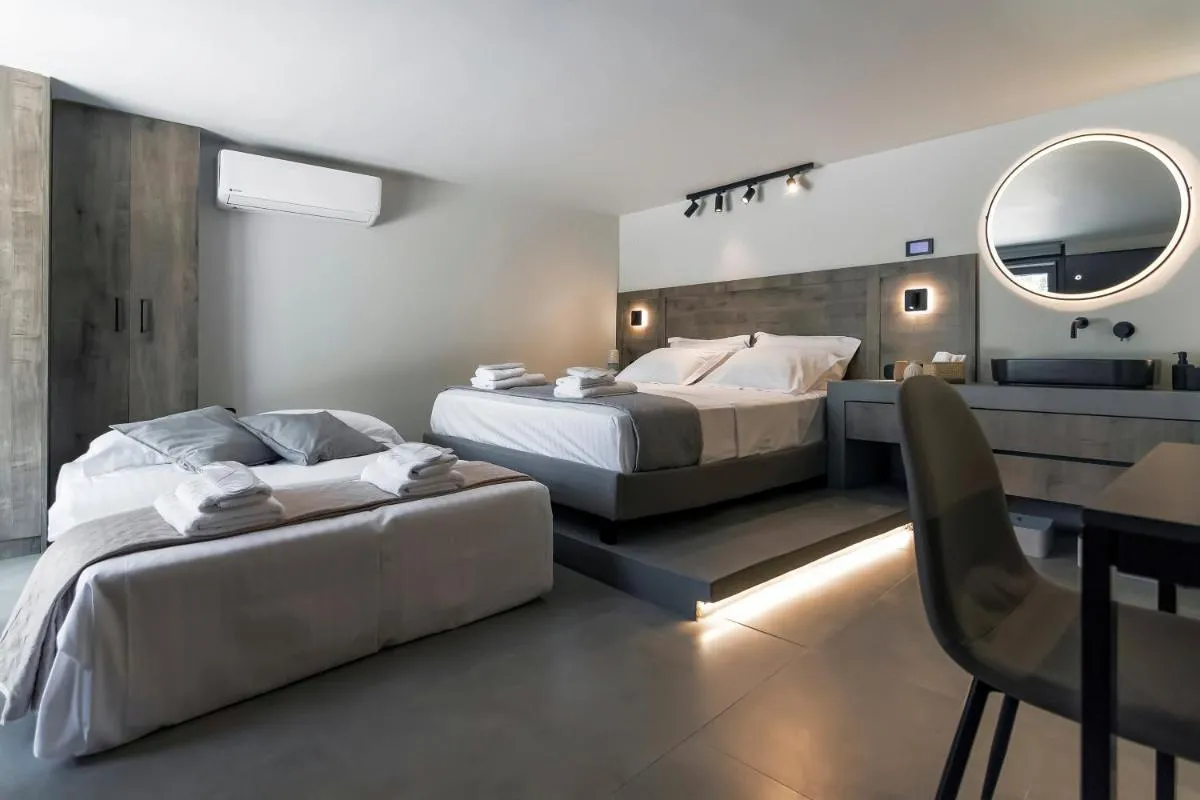 Image 5 of Kavouri Seaside Luxury Bungalow