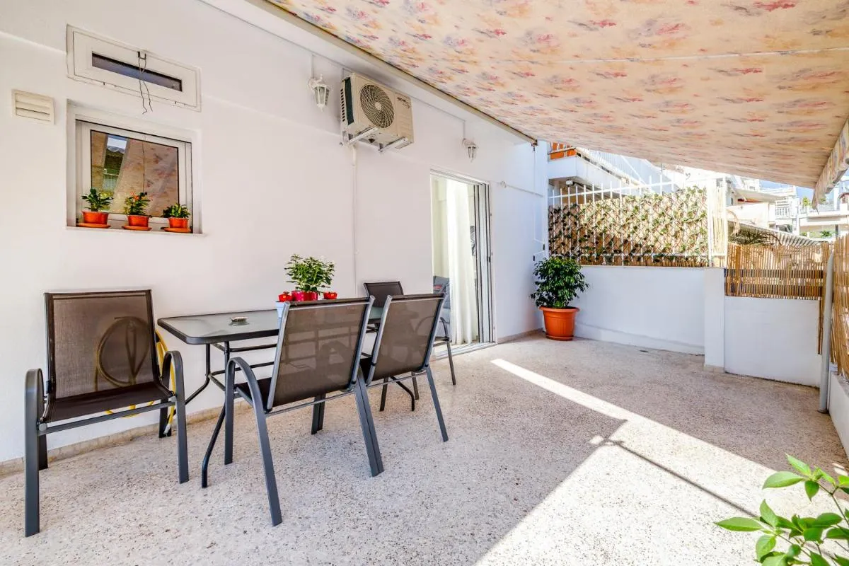 Image 2 of Koukaki Apartment