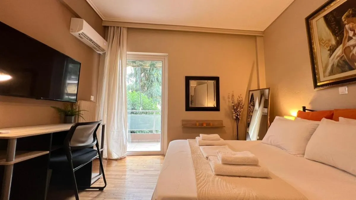 Image of Koukaki Cozy Studio Retreat 1′ from metro