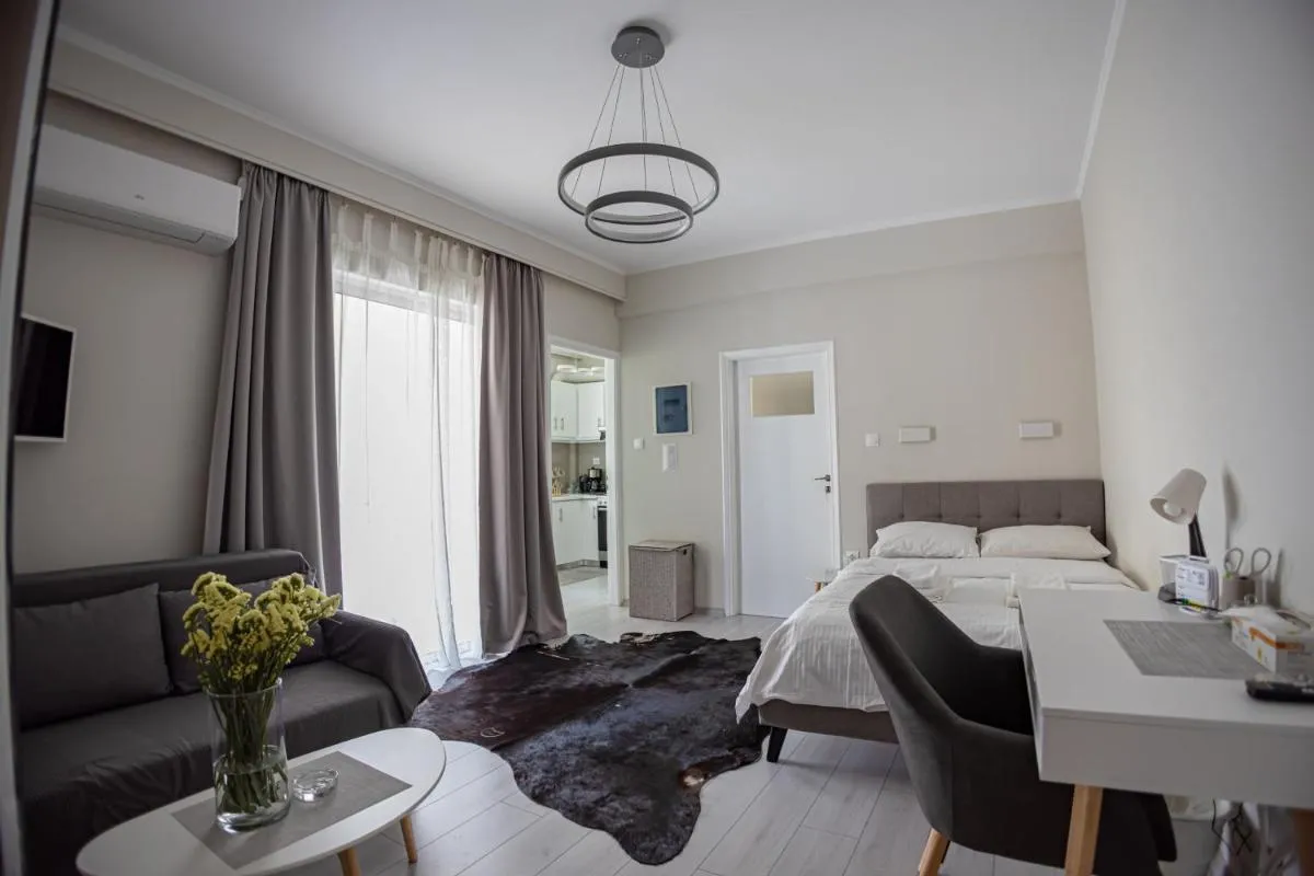 Image 5 of Live Like a Local in a Stylish Home!