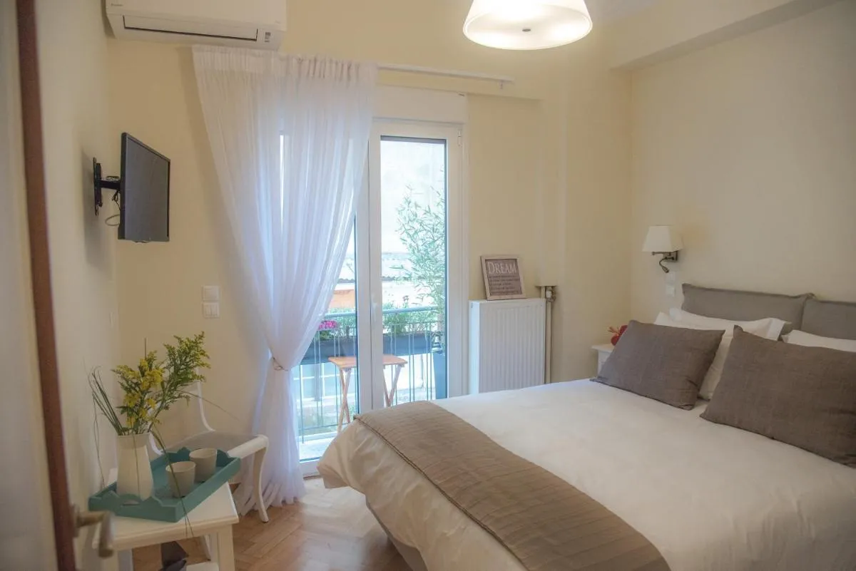 Image 6 of Living near Acropolis by Sylvia Staikou