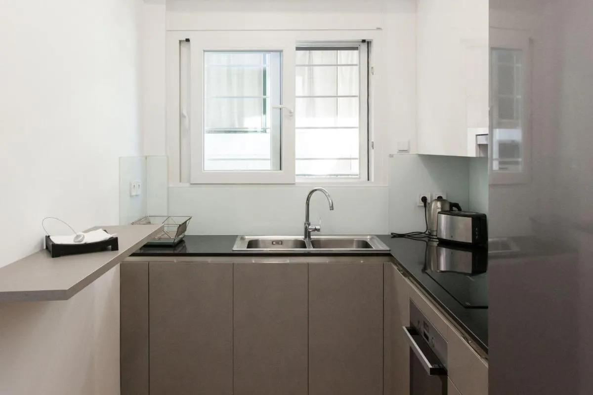 Image 3 of Lovely 2 bedroom apt in Metaxourgio Center