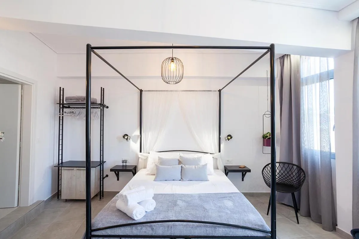 Image 6 of Luxury One Bedroom Aristophanes Apartment