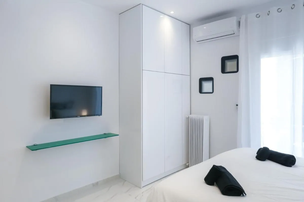 Image 4 of Luxury Studio in Athens
