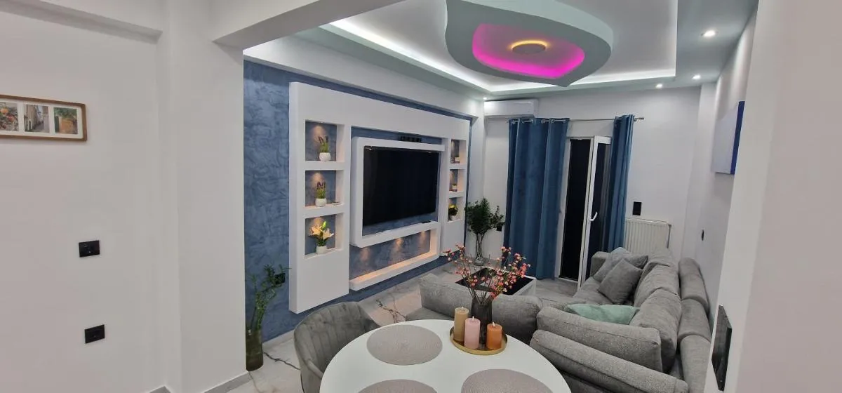 Image 1 of Luxury apartment in Attiki