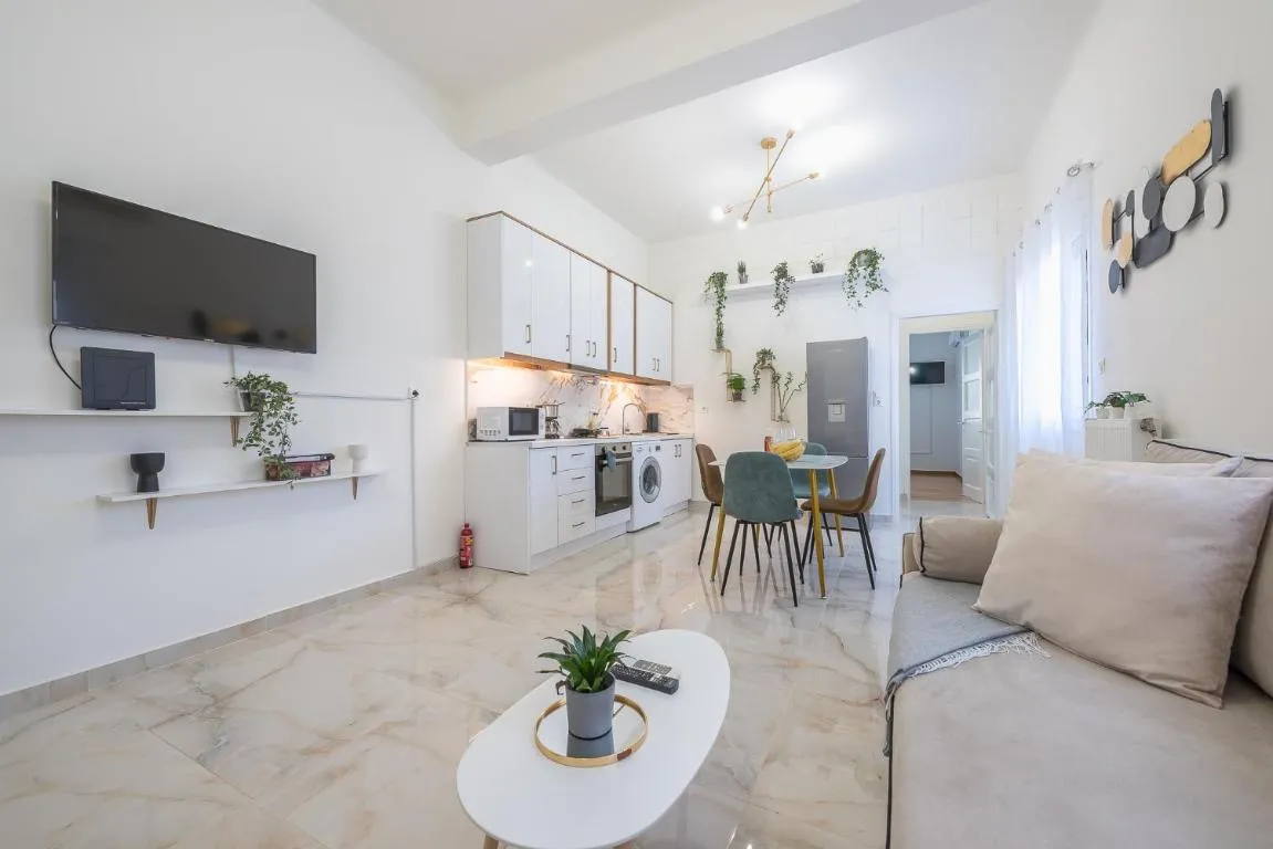 Image of MODERN APARTMENT 200M FROM ACROPOLIS 100Mbps NETFLIX