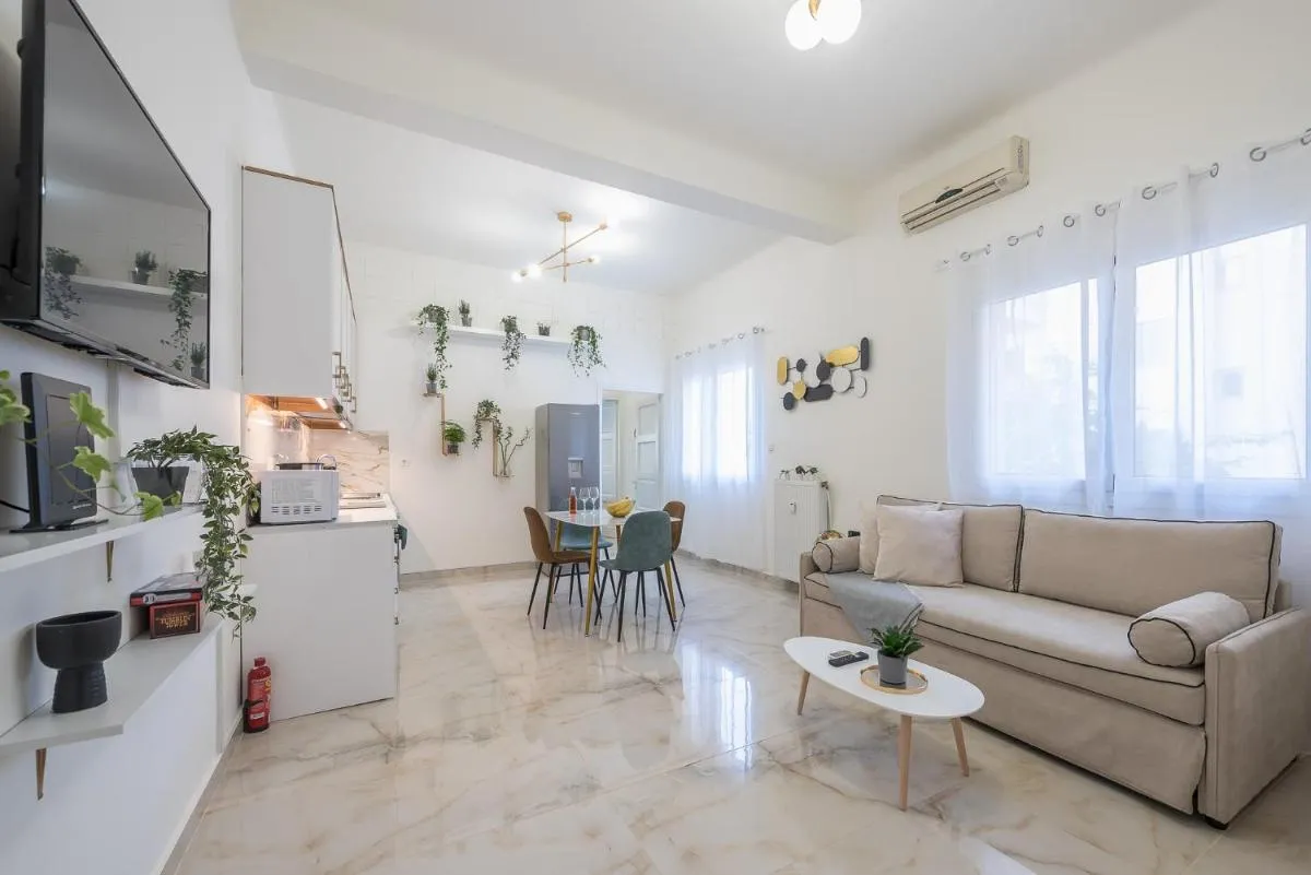 Image 3 of MODERN APARTMENT 200M FROM ACROPOLIS 100Mbps NETFLIX