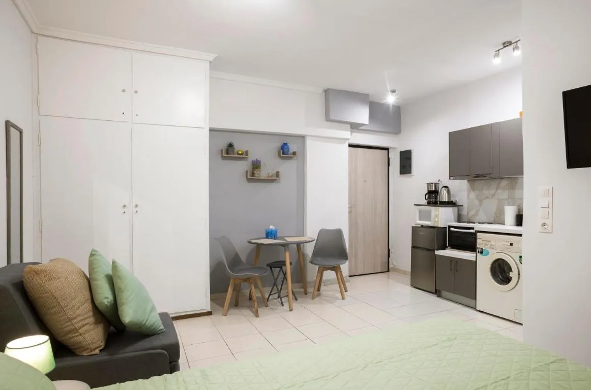 Image of Megaro Moussikis semi-basement flat for 2 persons