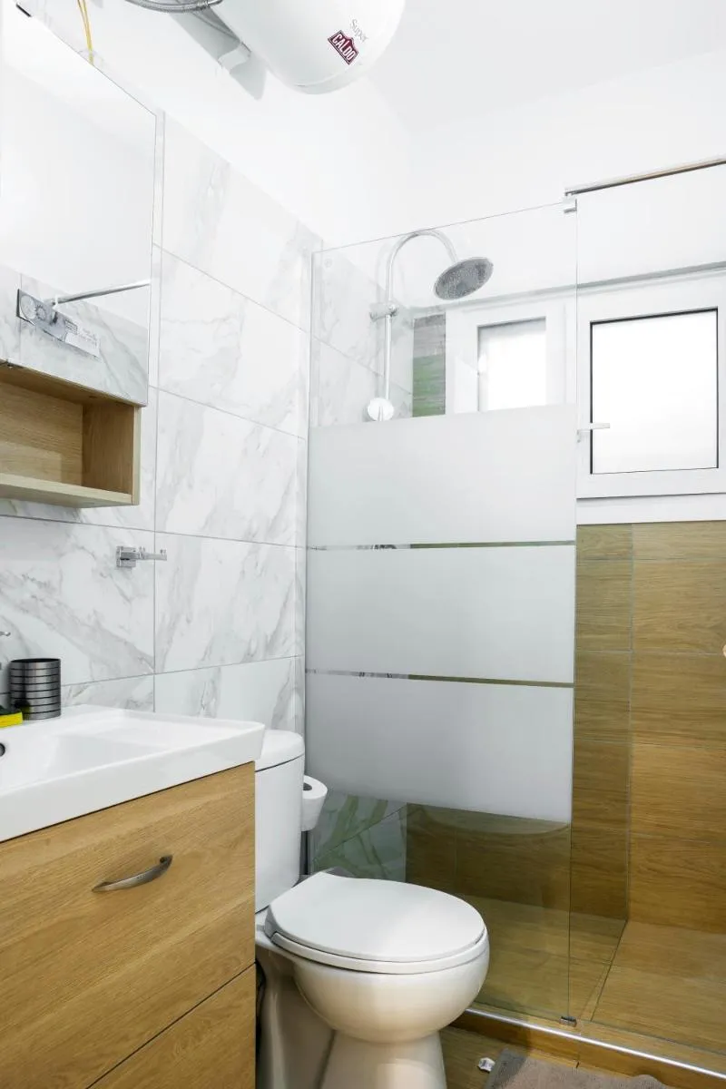 Image 3 of Megaro Moussikis semi-basement flat for 2 persons